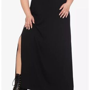 Hot topic plus size double slit maxi skirt